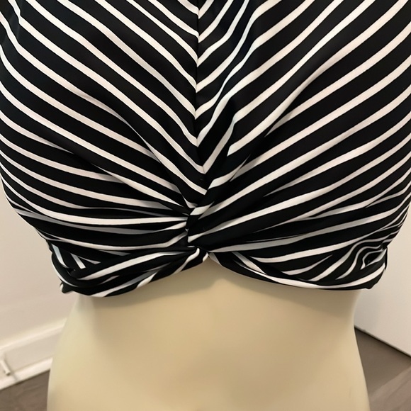 Kona Sol Longline Twist Bikini Top Large - Picture 6 of 8